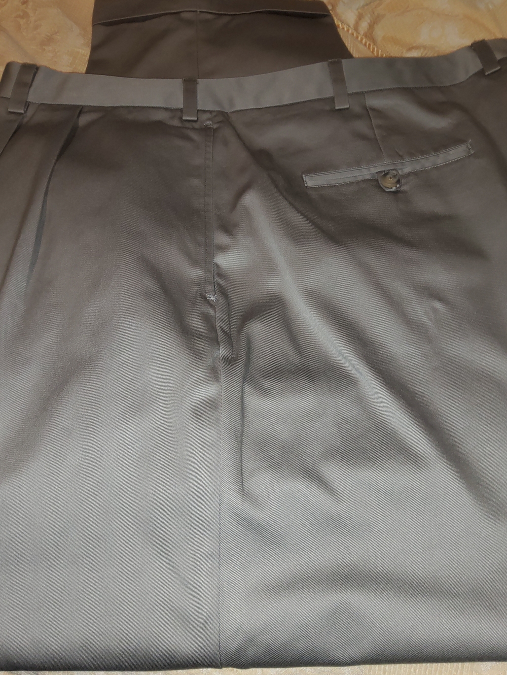 Jos. A. Bank Men's Charcoal Gray  Chinos